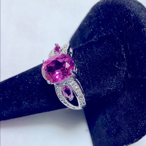 Oval Pink Topaz 3.85ctw. - Picture 10 of 13
